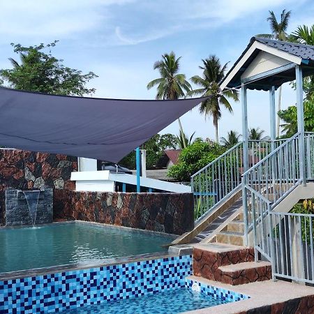Aleesa Roomstay Pasir Puteh Eksteriør bilde
