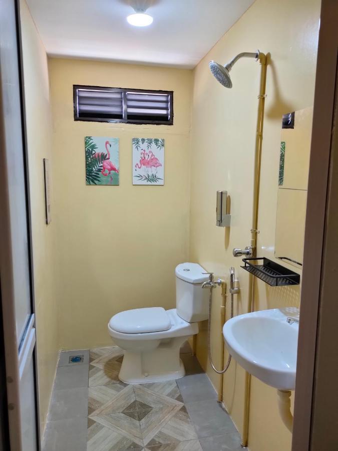 Aleesa Roomstay Pasir Puteh Eksteriør bilde