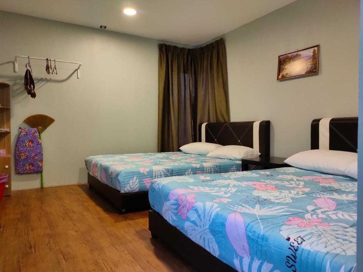 Aleesa Roomstay Pasir Puteh Eksteriør bilde